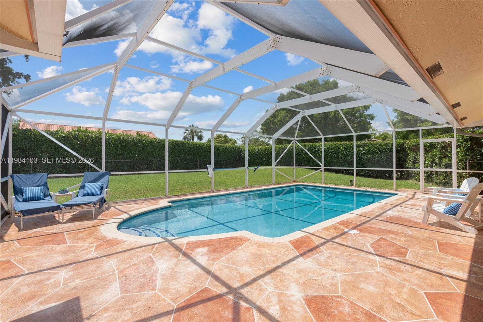 MAPLEWOOD - Residential