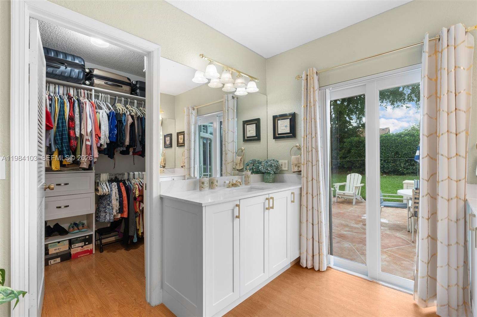 MAPLEWOOD - Residential