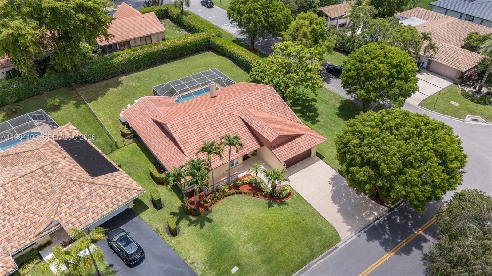 MAPLEWOOD - Residential