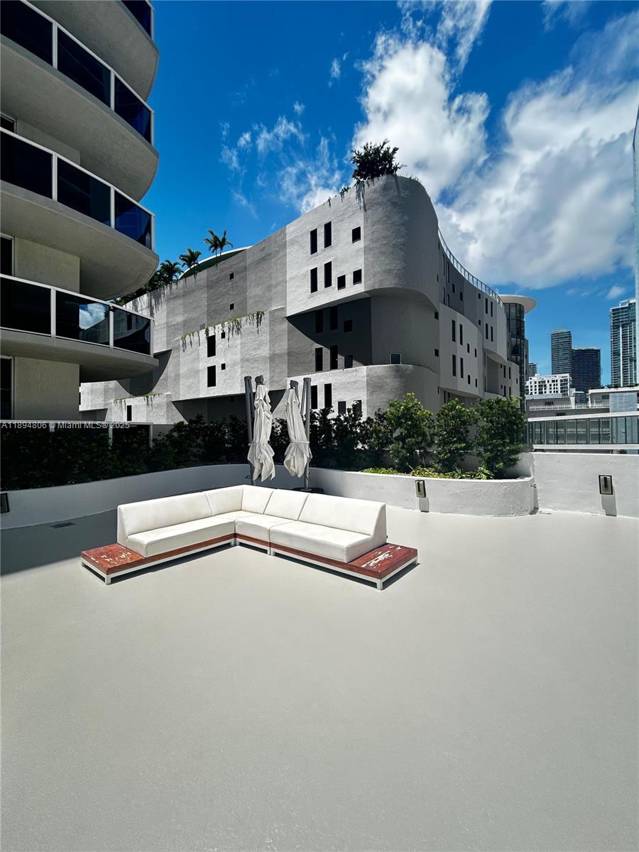 23 BISCAYNE BAY CONDO - Residential Lease