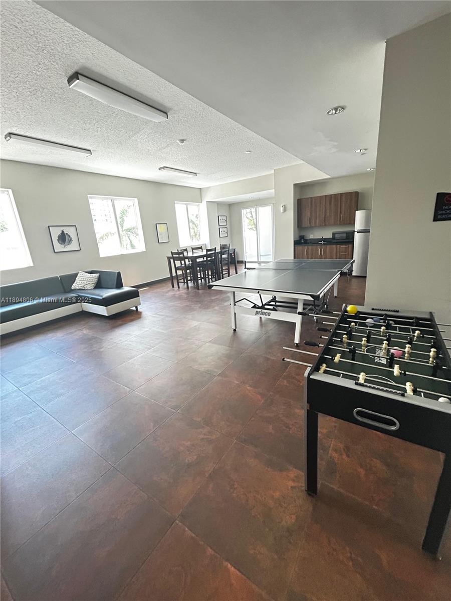 23 BISCAYNE BAY CONDO - Residential Lease