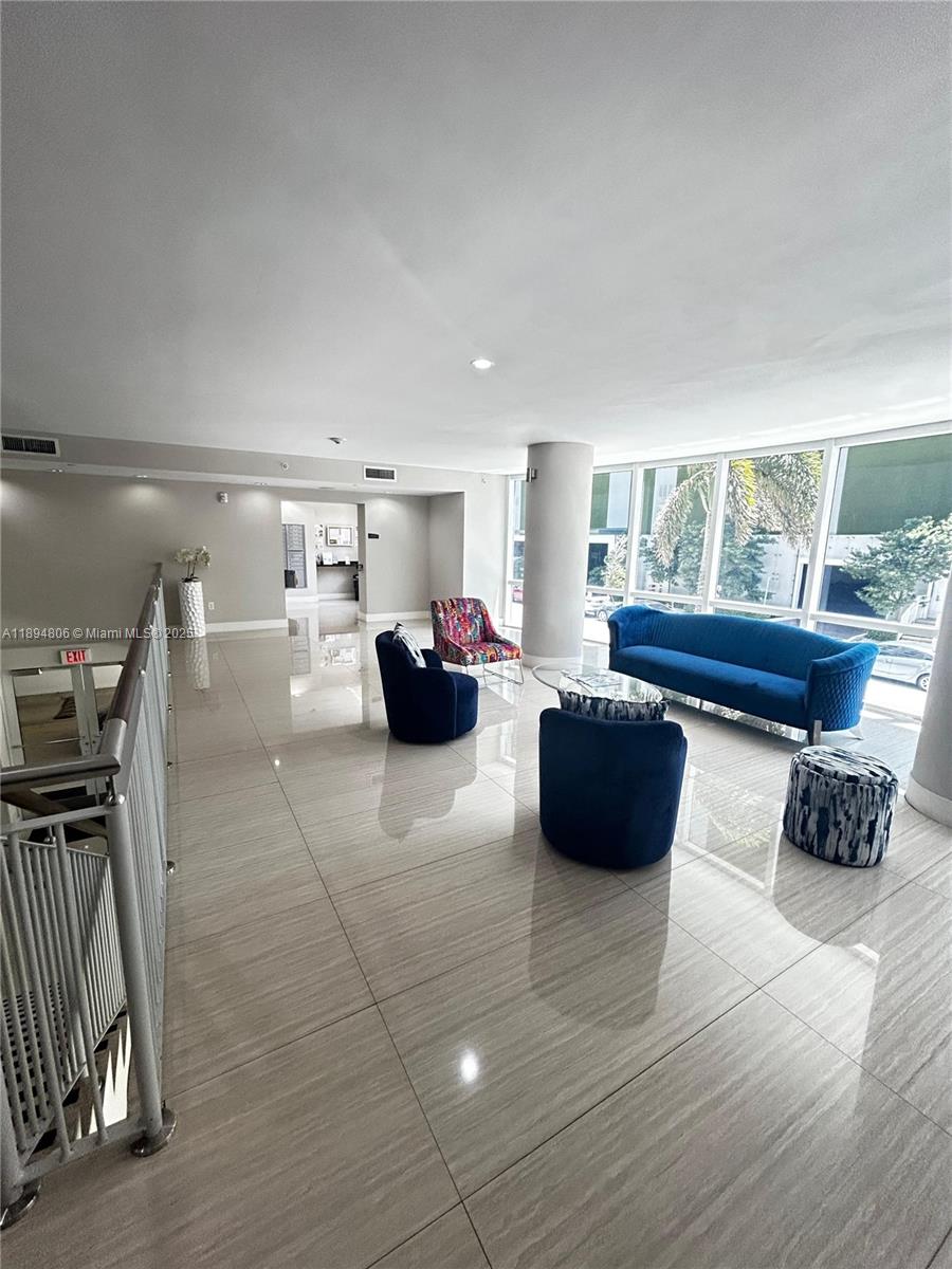 23 BISCAYNE BAY CONDO - Residential Lease