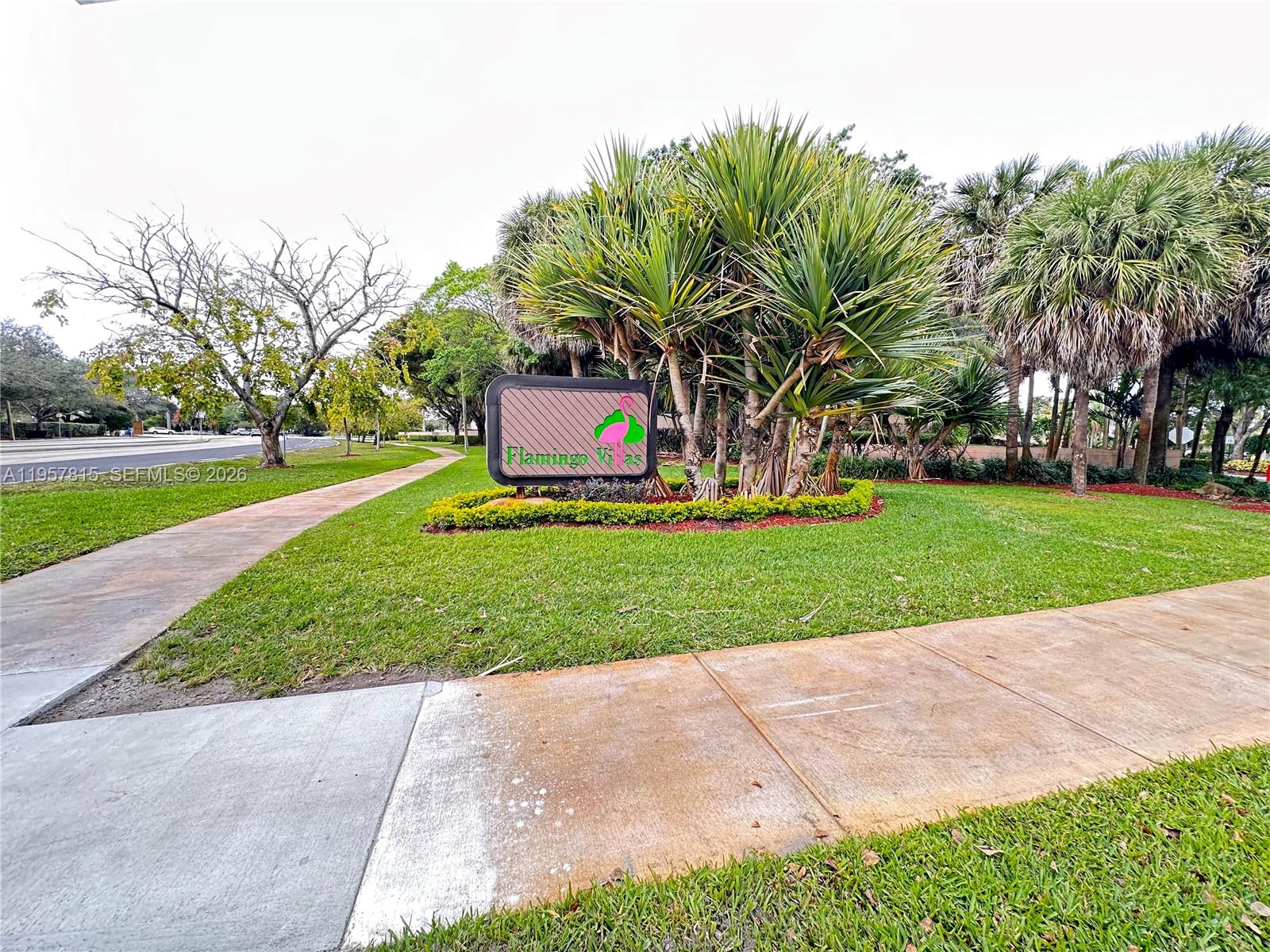 PEMBROKE LAKES SECTION SE - Residential Lease