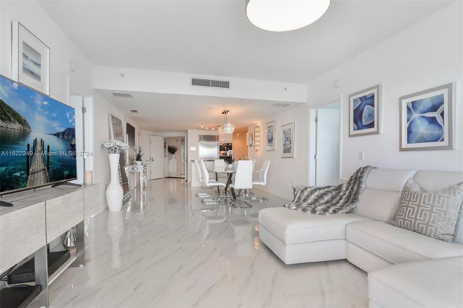 JADE BEACH CONDO - Residential Lease