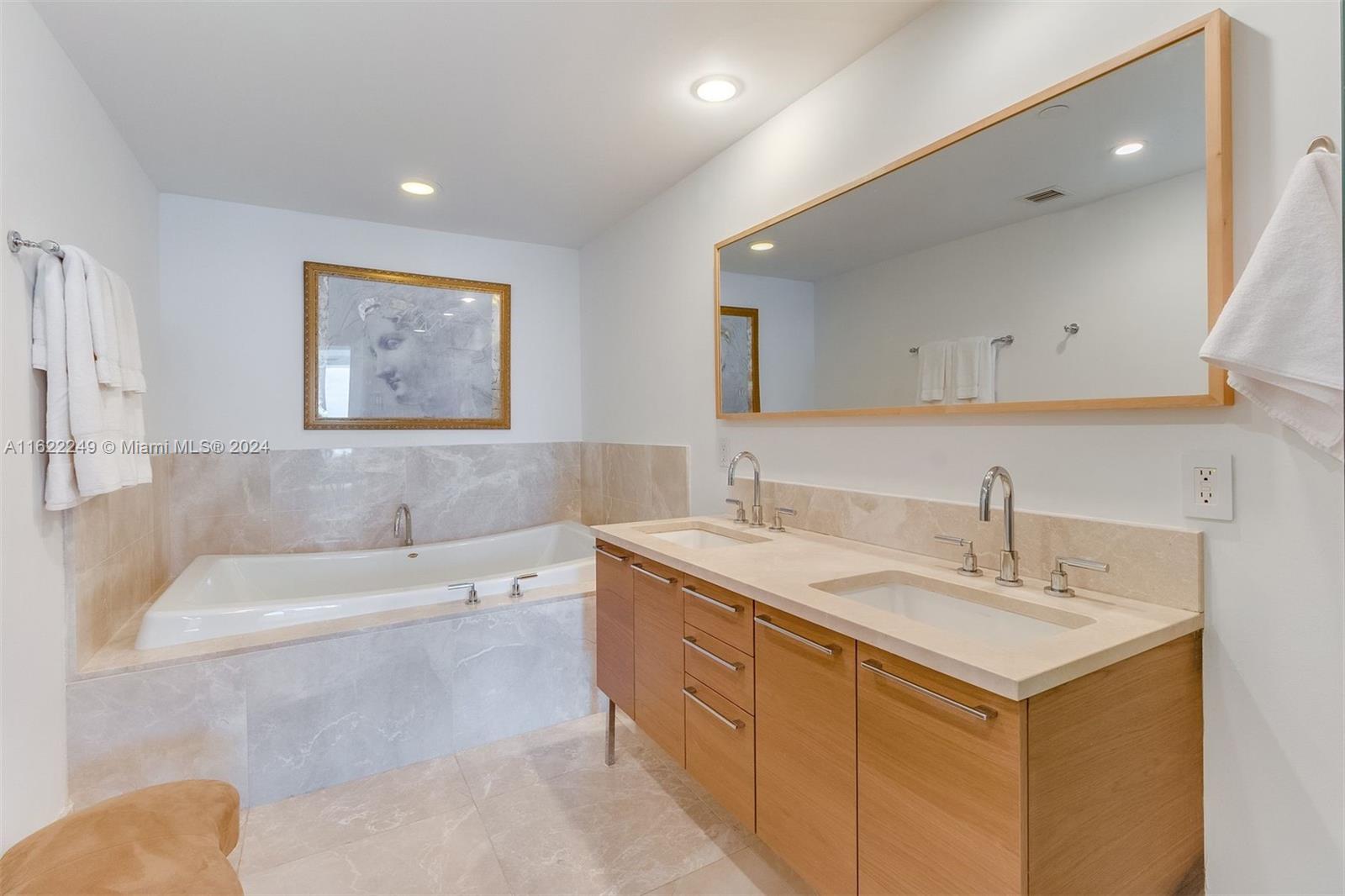 JADE BEACH CONDO - Residential Lease