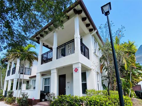 4676 Monarch Way Coconut Creek FL 33073