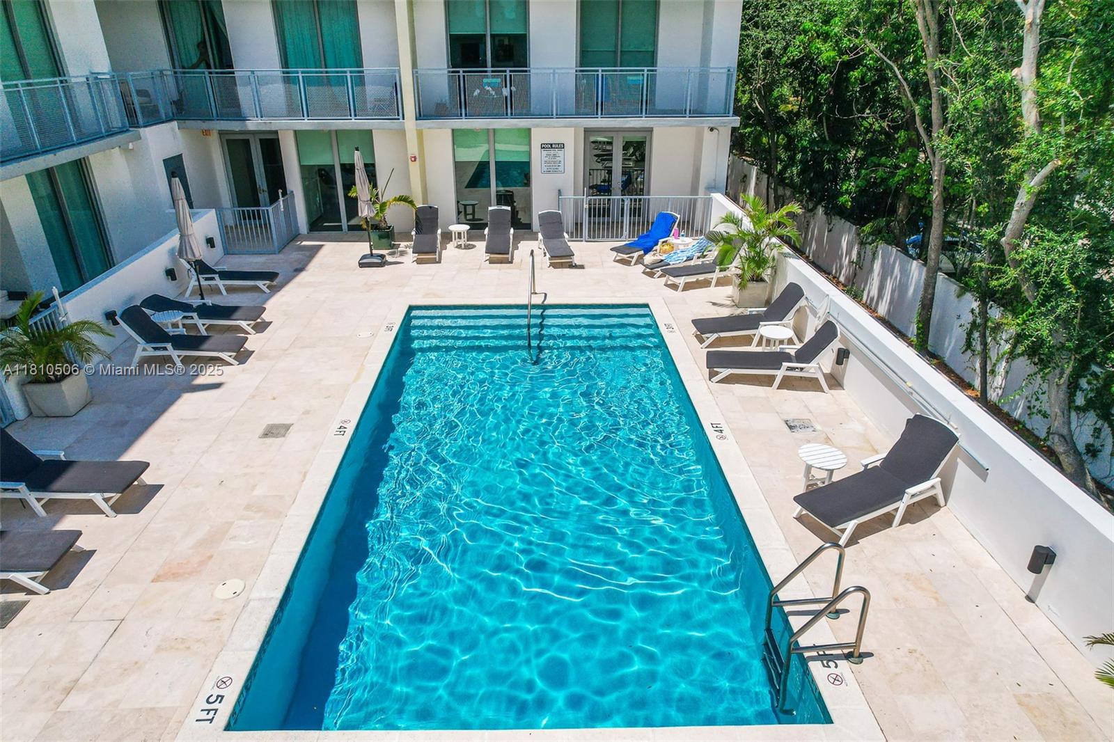 SOUTH TWO SEVEN LOFTS CON - Residential