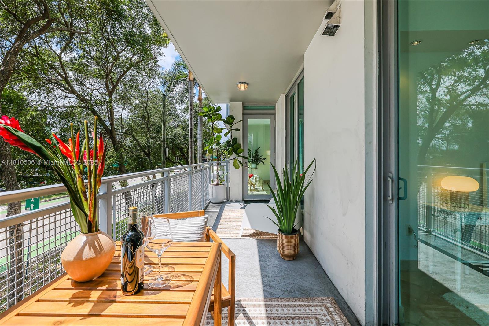 SOUTH TWO SEVEN LOFTS CON - Residential