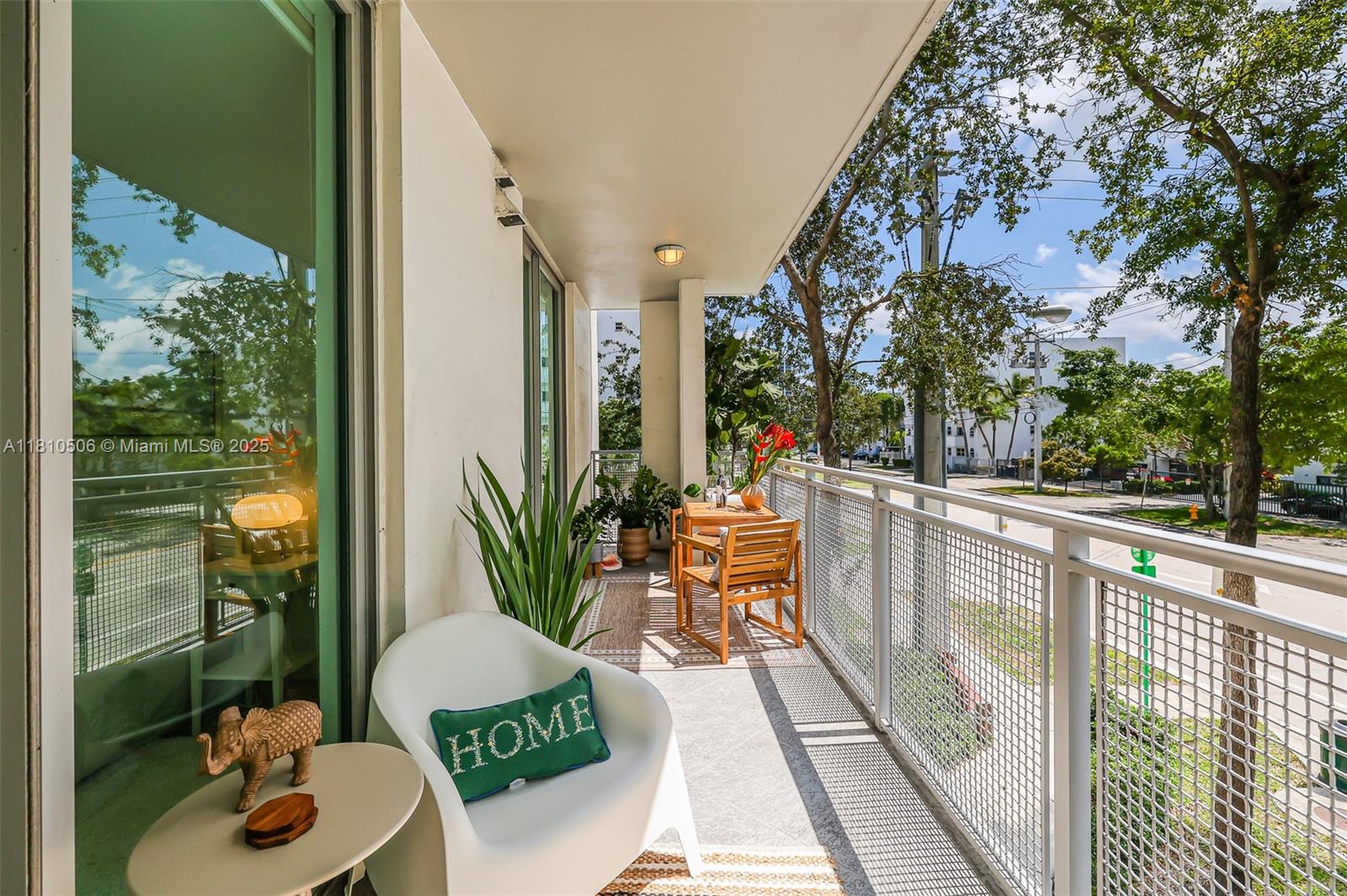 SOUTH TWO SEVEN LOFTS CON - Residential