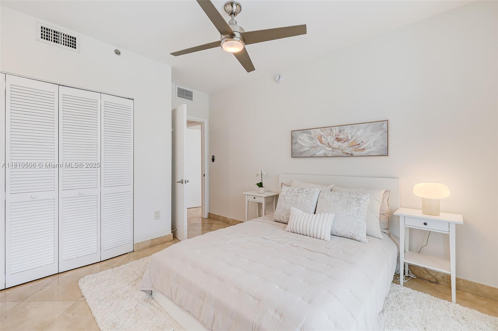 SOUTH TWO SEVEN LOFTS CON - Residential