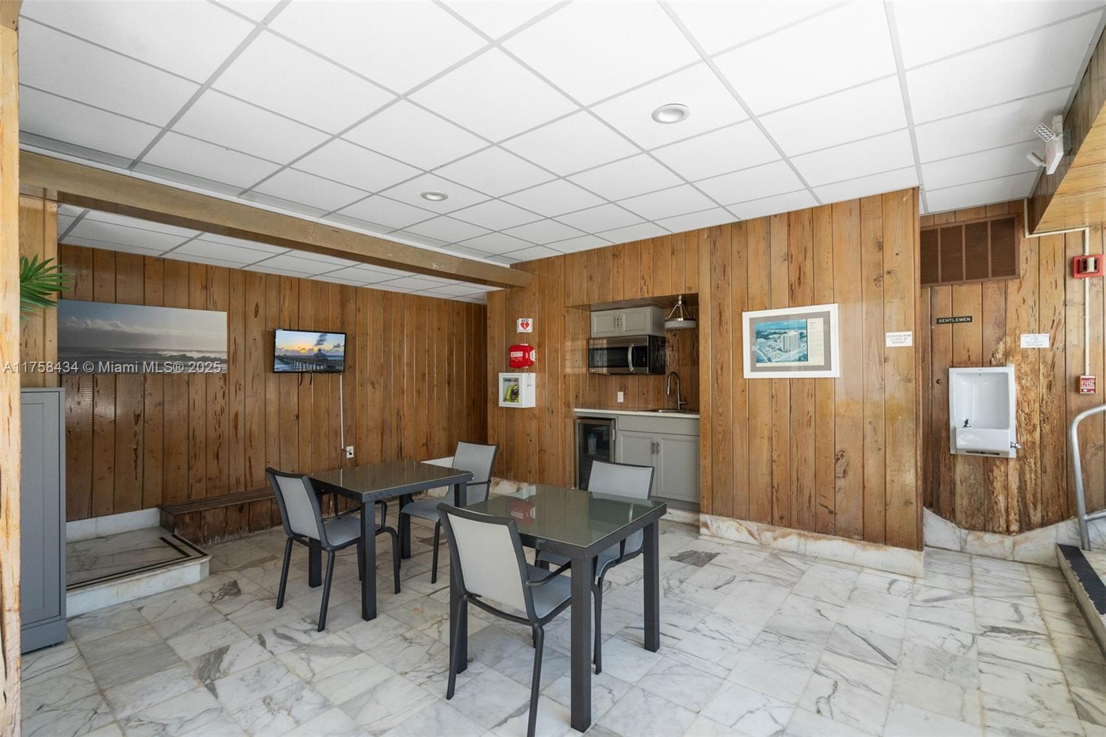BIRCH SQUARE CONDO - Residential
