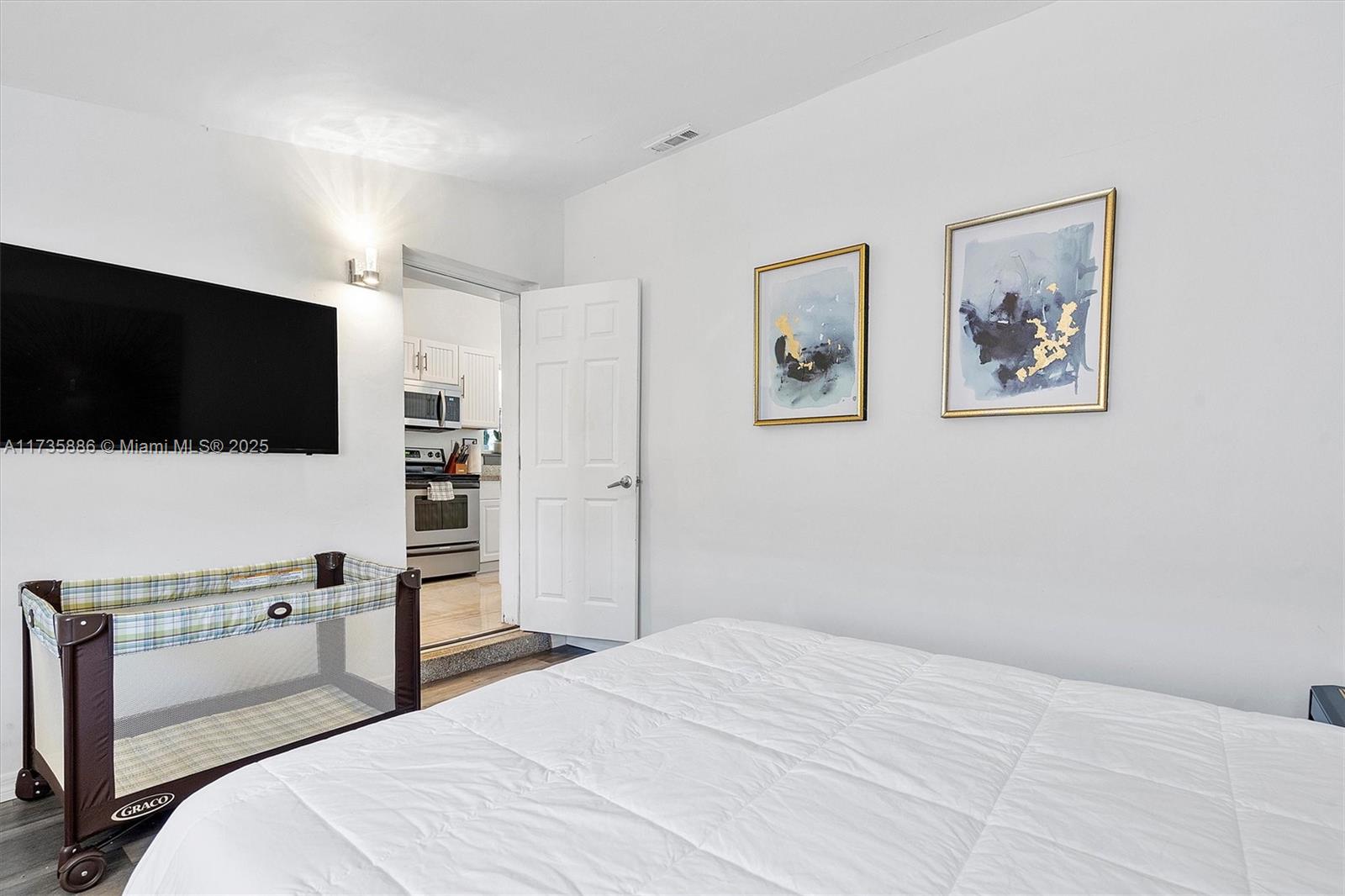 ENCHANTED LAKE - Residential Lease