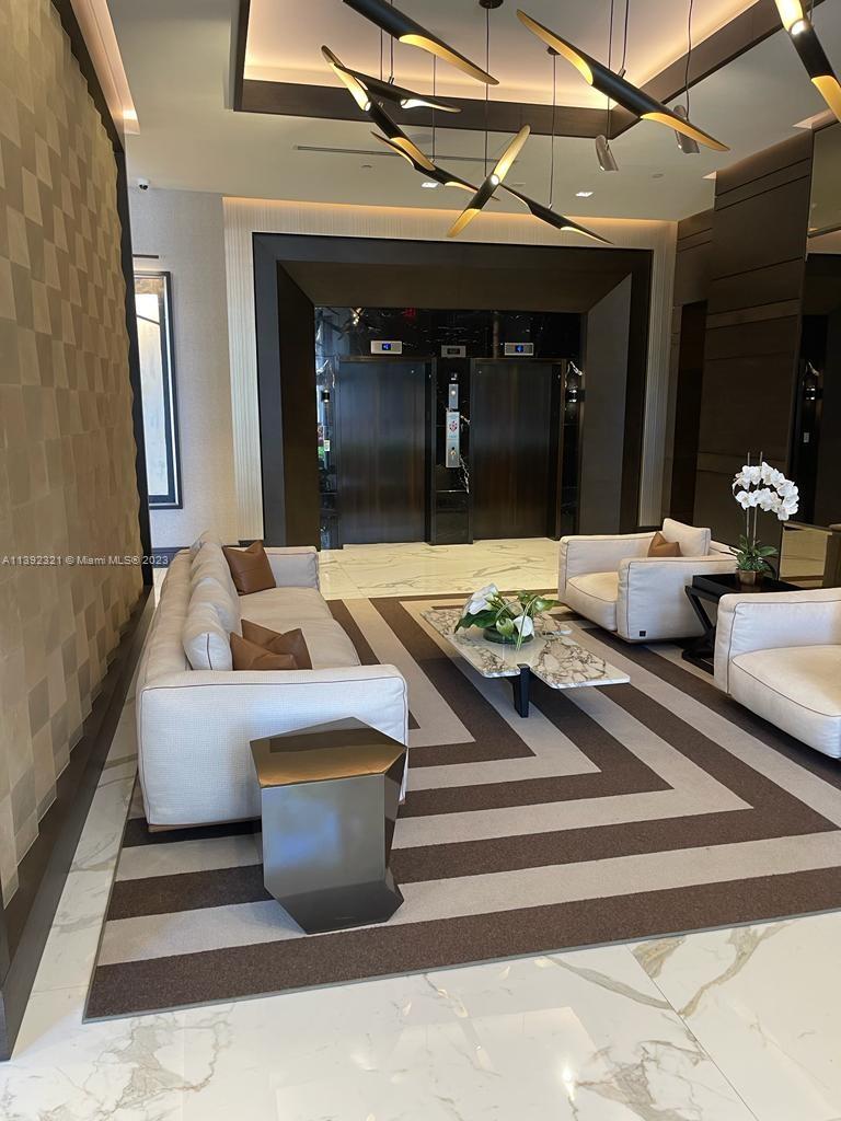 MERRICK MANOR CONDO - Residential Lease