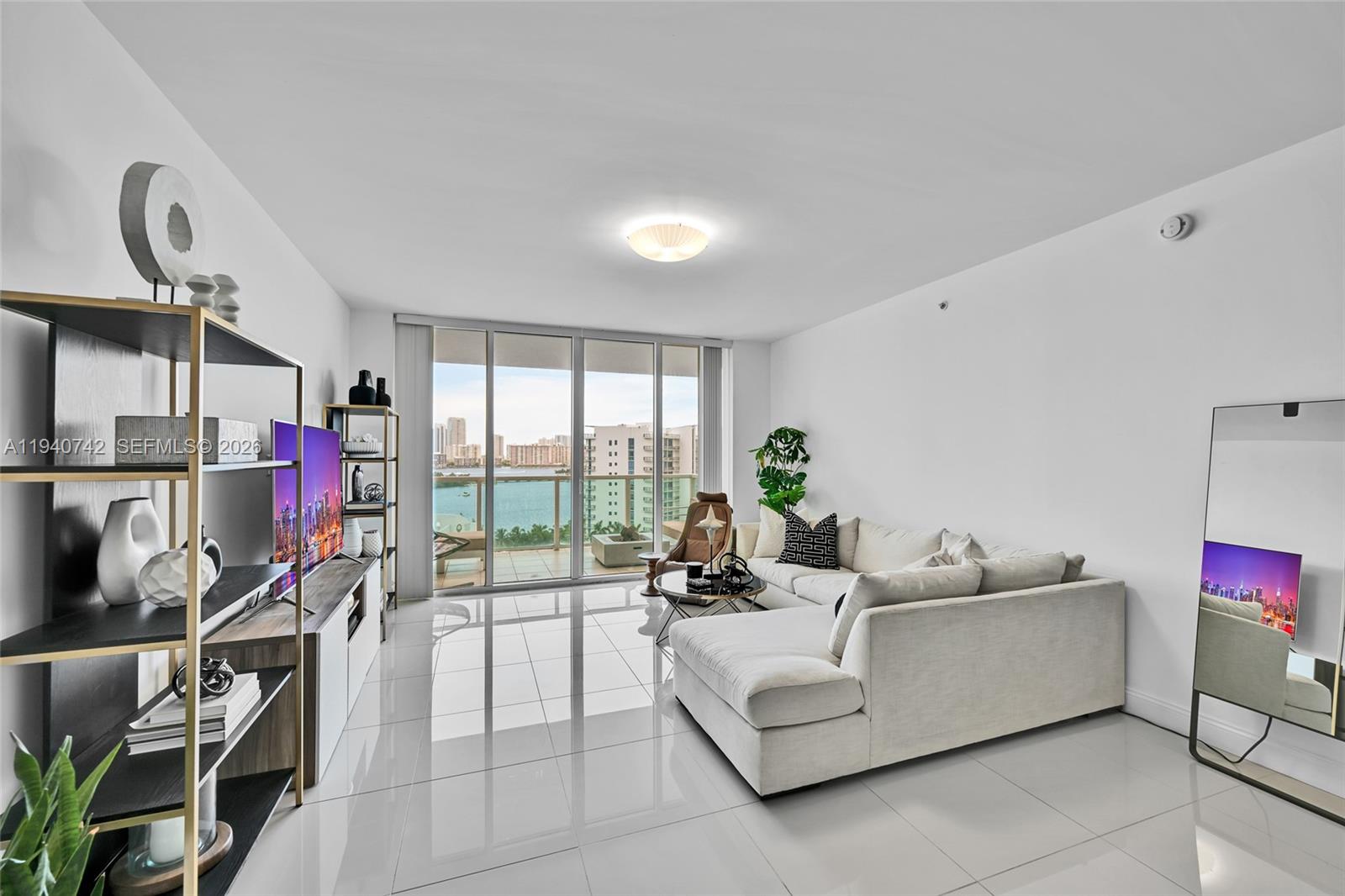 AVENTURA MARINA CONDO II - Residential