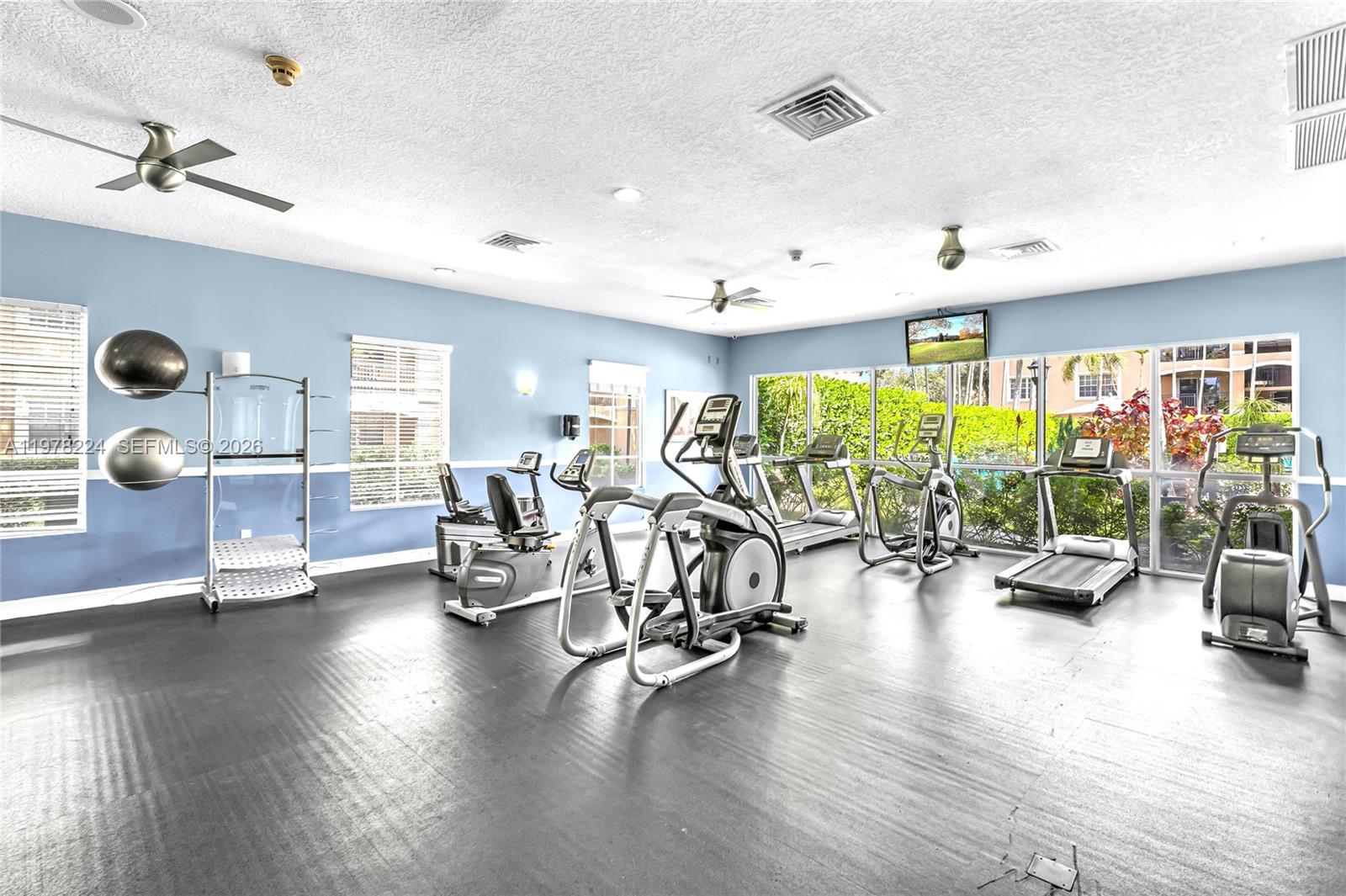 MARQUESA CONDO - Residential Lease