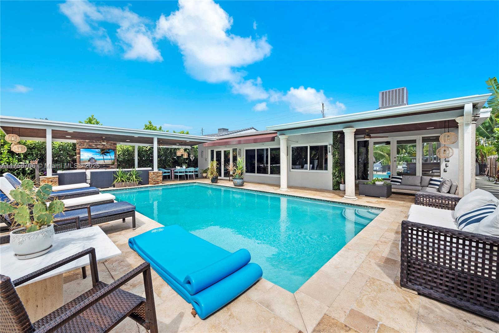 BISCAYNE POINT PB 14-35 - Residential Lease