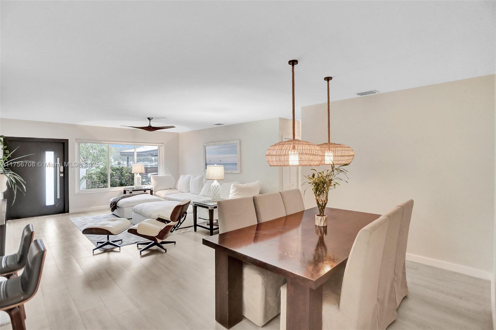 BISCAYNE POINT PB 14-35 - Residential Lease