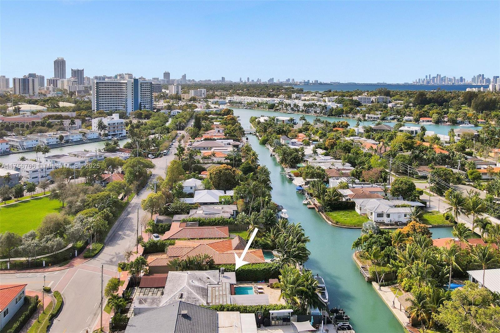 BISCAYNE POINT PB 14-35 - Residential Lease