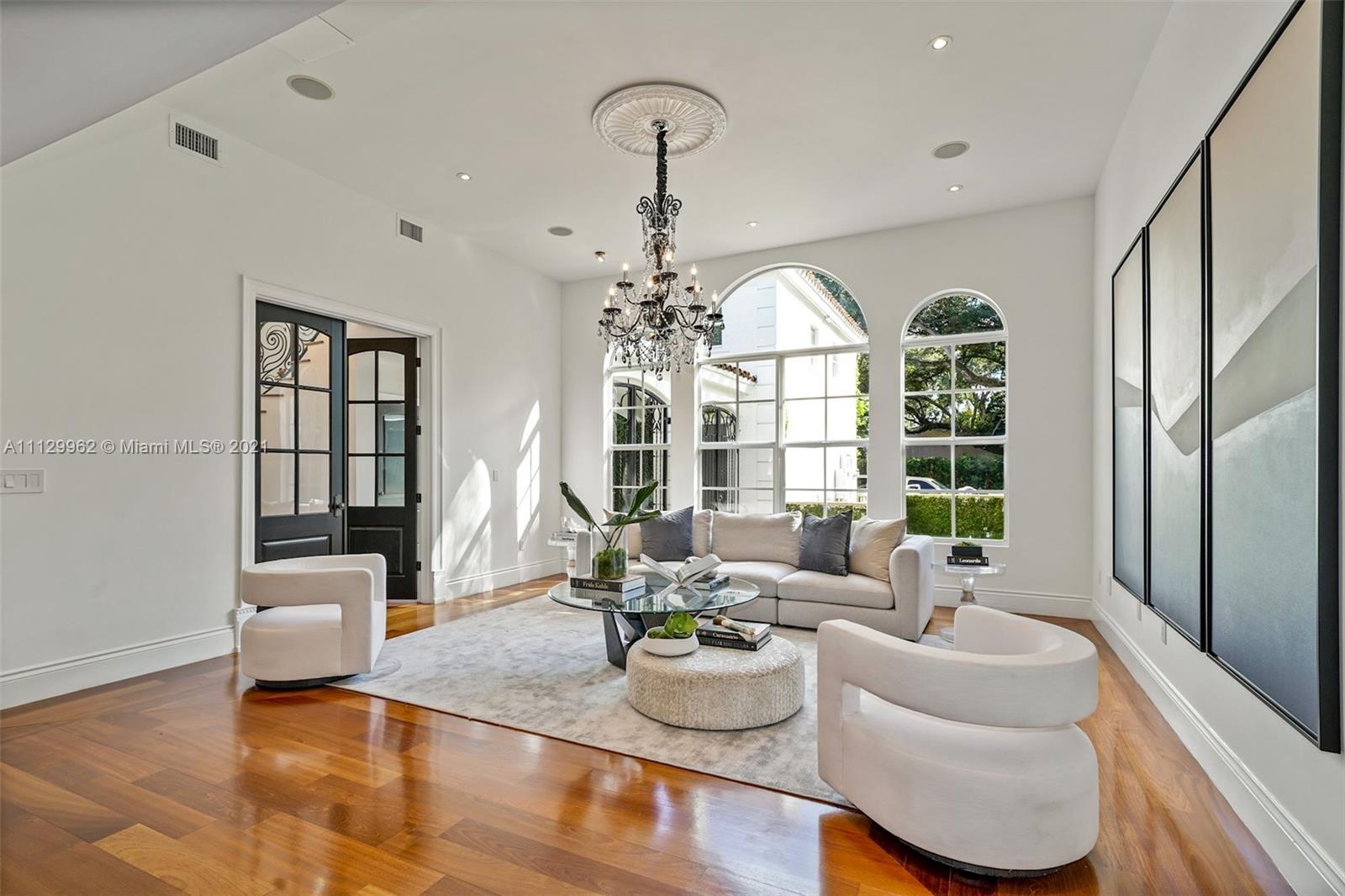 CORAL GABLES BISC BAY SEC - Residential