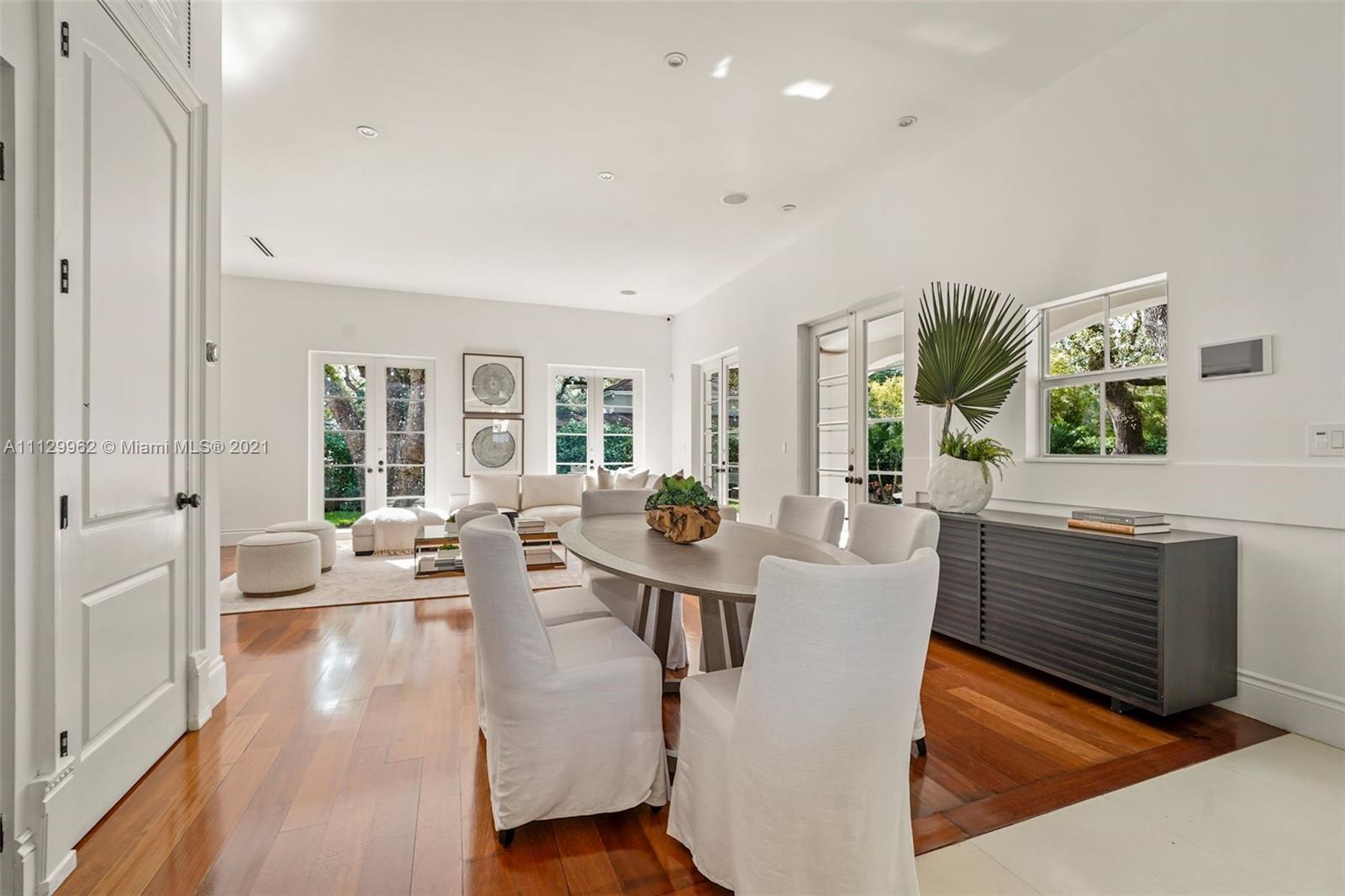 CORAL GABLES BISC BAY SEC - Residential