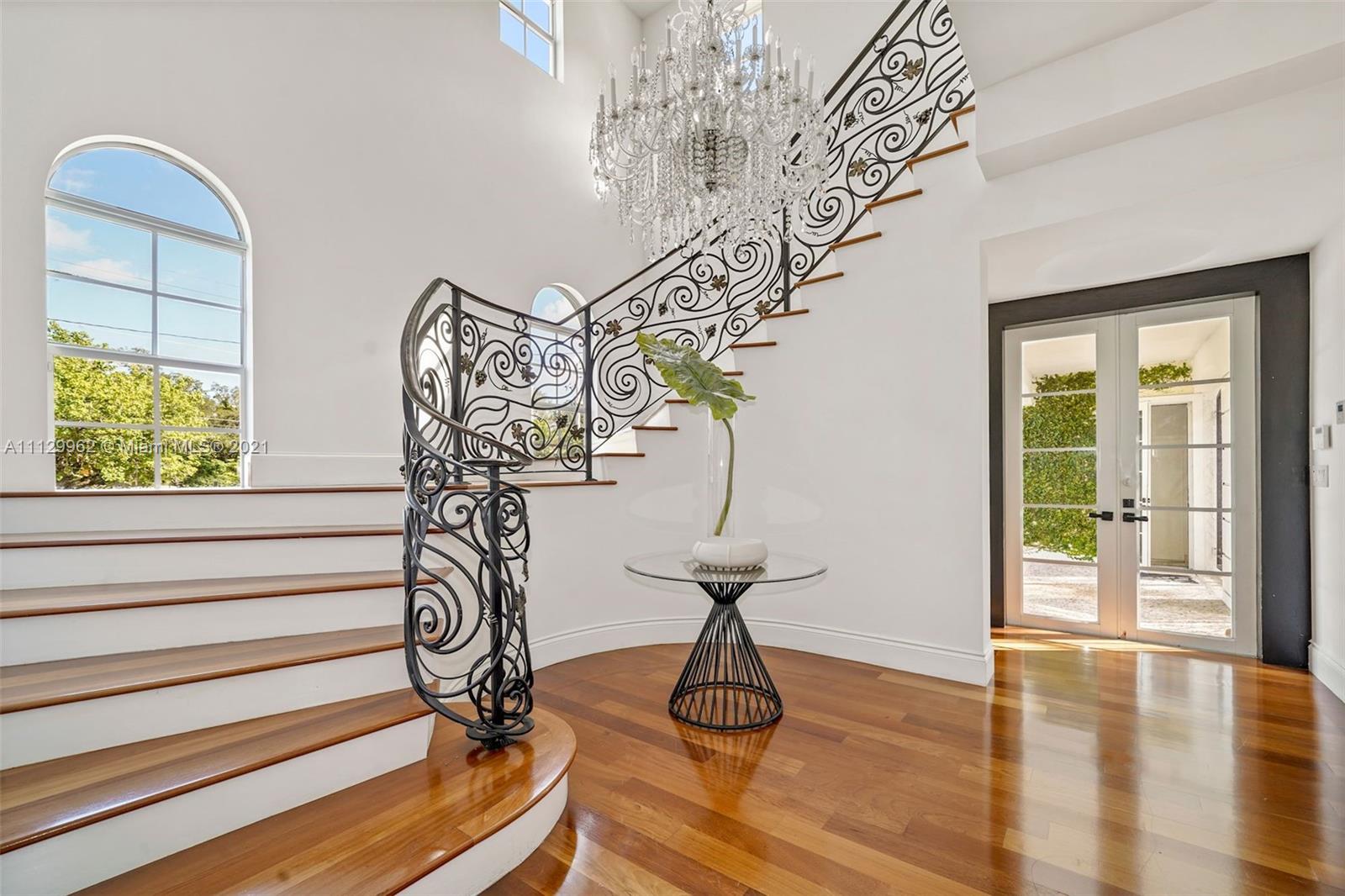 CORAL GABLES BISC BAY SEC - Residential