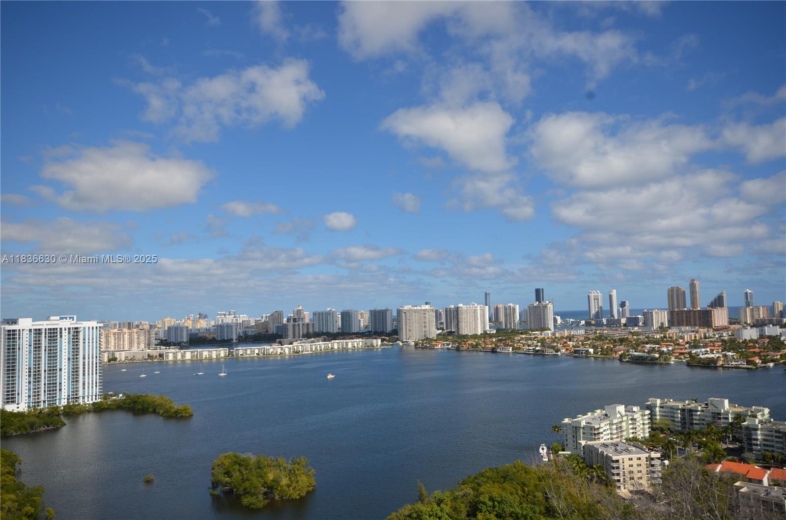 16385 Biscayne Blvd 2820