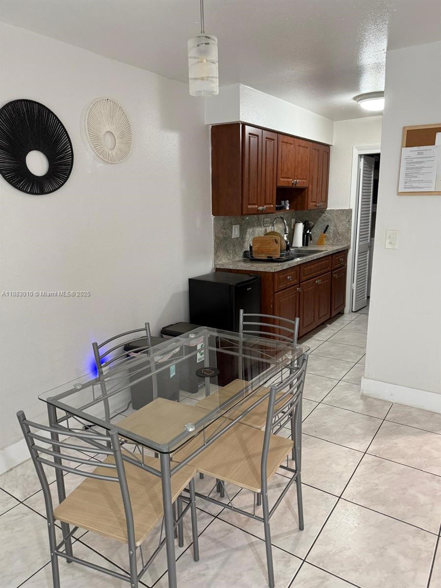 ISLAND VIEW - Residential Lease