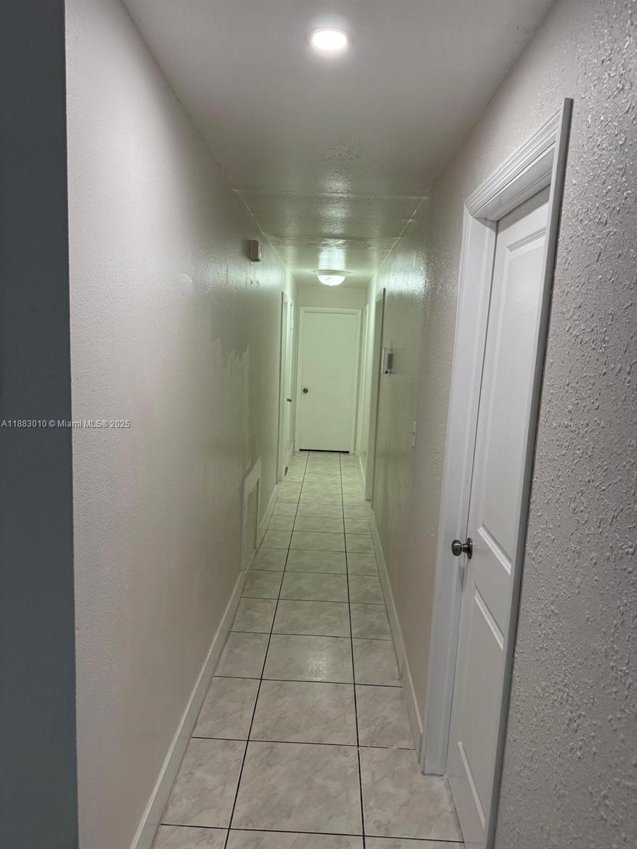 ISLAND VIEW - Residential Lease