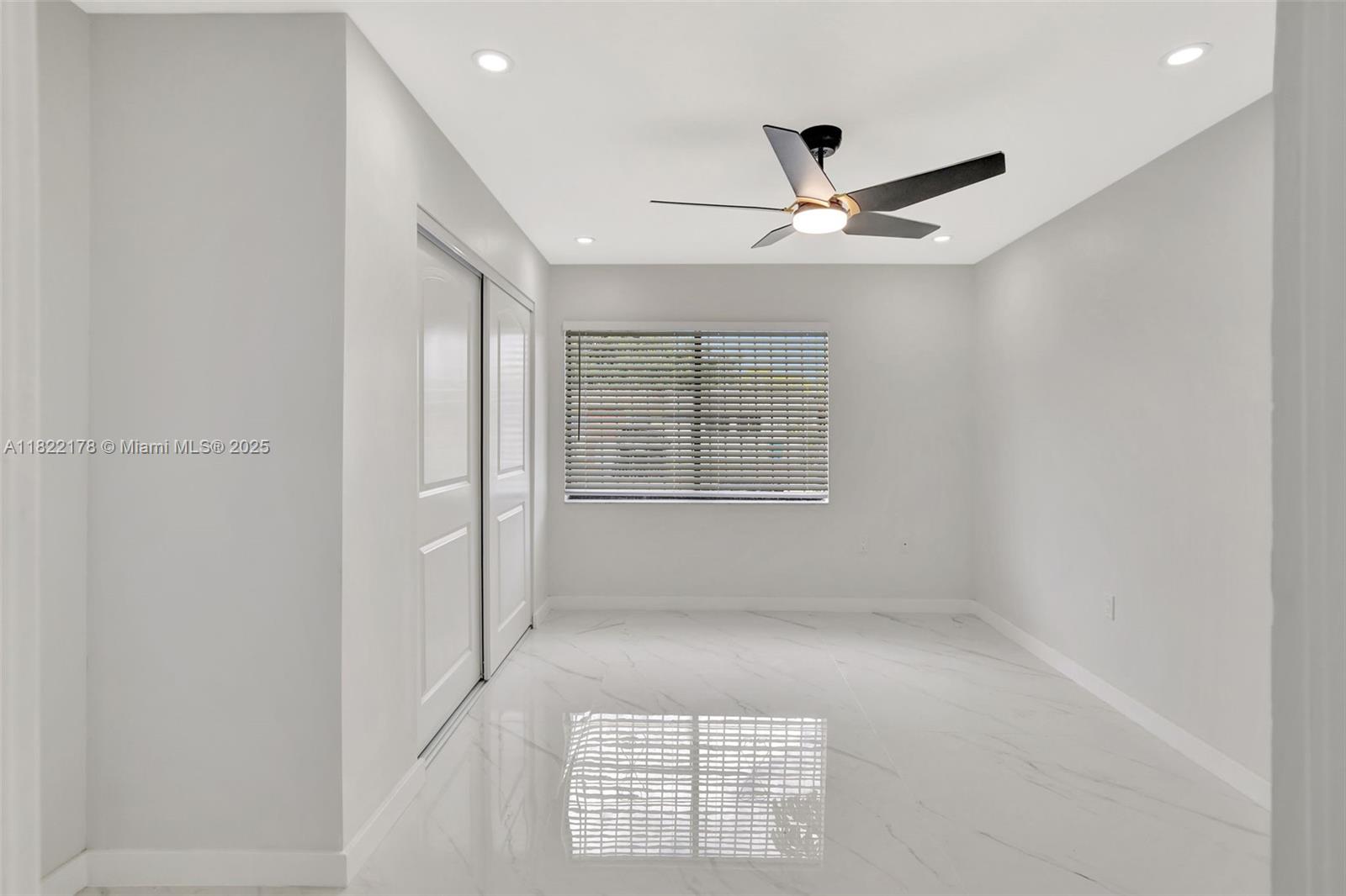 VISTA TOWNHOUSE SEC B - Residential Lease