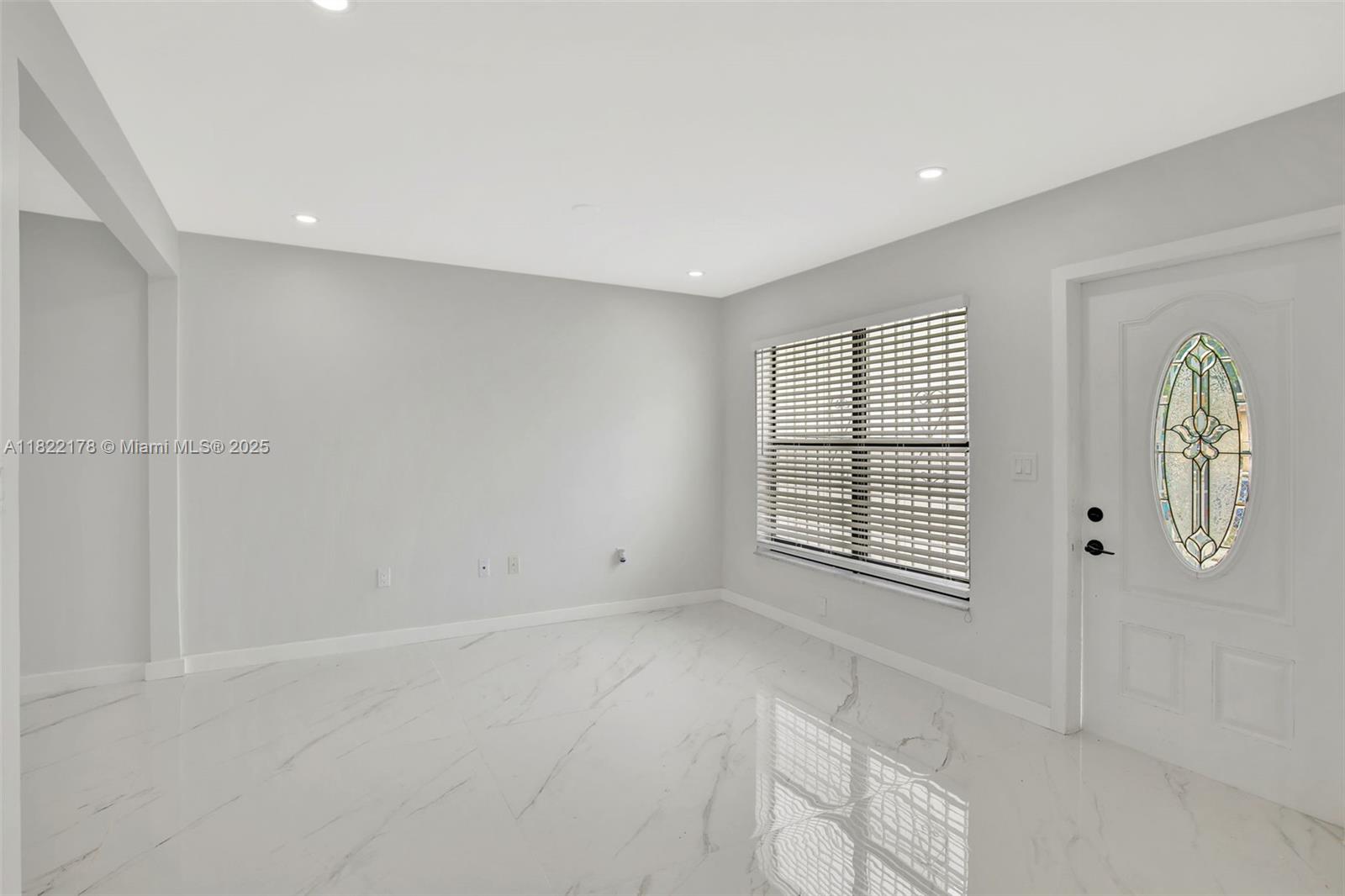 VISTA TOWNHOUSE SEC B - Residential Lease