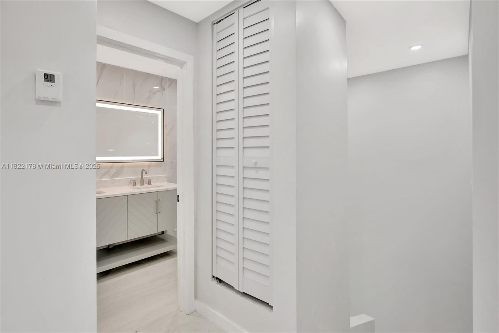 VISTA TOWNHOUSE SEC B - Residential Lease