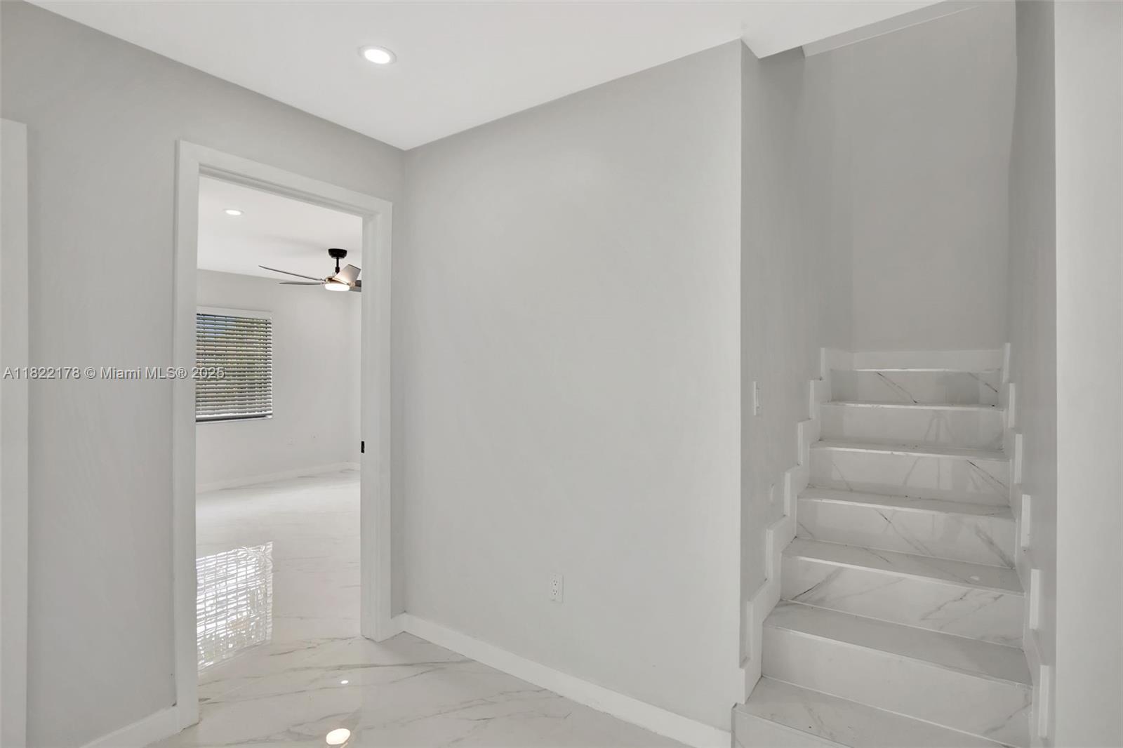 VISTA TOWNHOUSE SEC B - Residential Lease