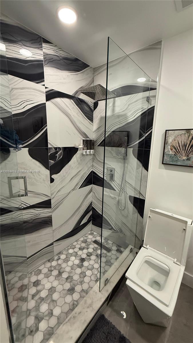 TREASURE OF KENDALL CONDO - Residential