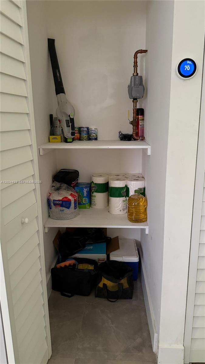TREASURE OF KENDALL CONDO - Residential