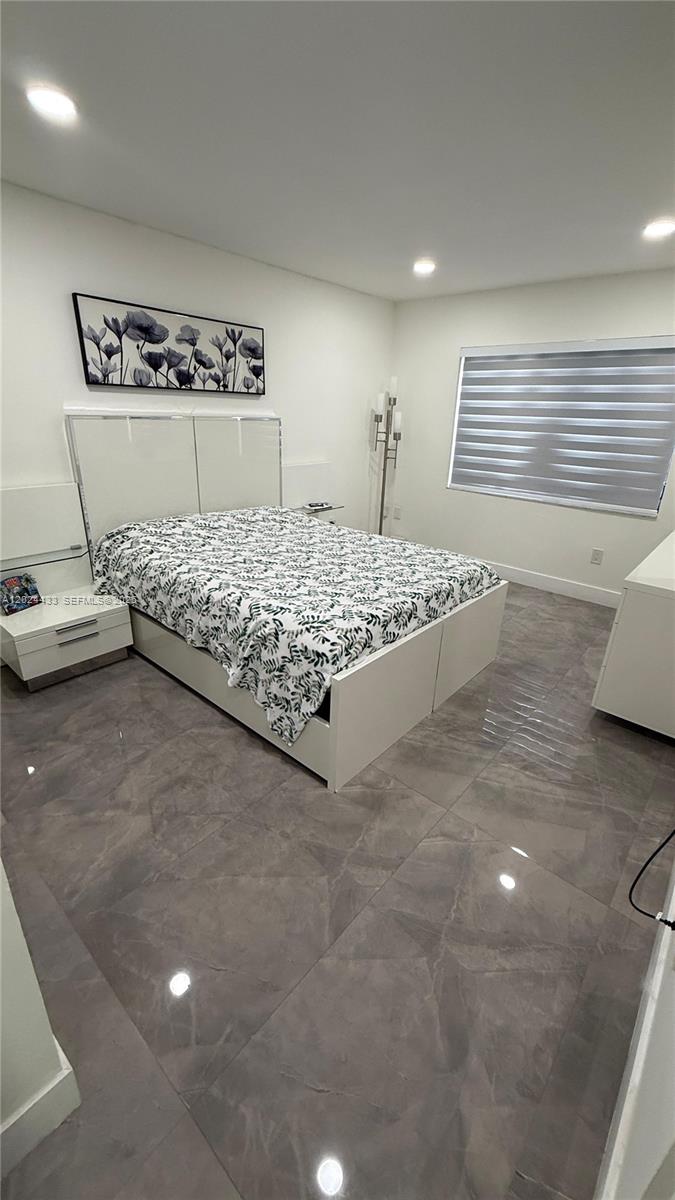 TREASURE OF KENDALL CONDO - Residential