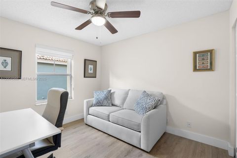 Tiny photo for 4108 Pine Ridge Ln, Weston, FL 33331 (MLS # A12004986)