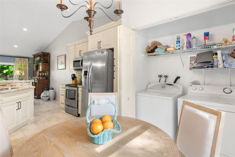 Tiny photo for 4108 Pine Ridge Ln, Weston, FL 33331 (MLS # A12004986)