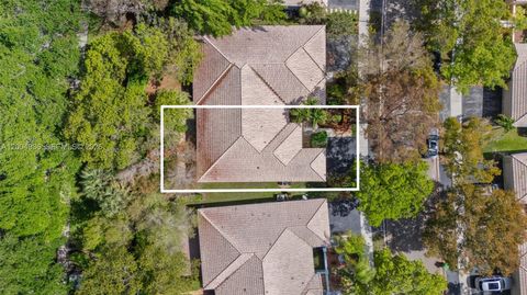 Tiny photo for 4108 Pine Ridge Ln, Weston, FL 33331 (MLS # A12004986)