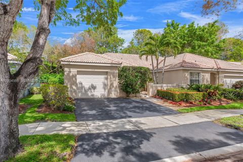 Tiny photo for 4108 Pine Ridge Ln, Weston, FL 33331 (MLS # A12004986)