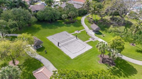 Tiny photo for 4108 Pine Ridge Ln, Weston, FL 33331 (MLS # A12004986)