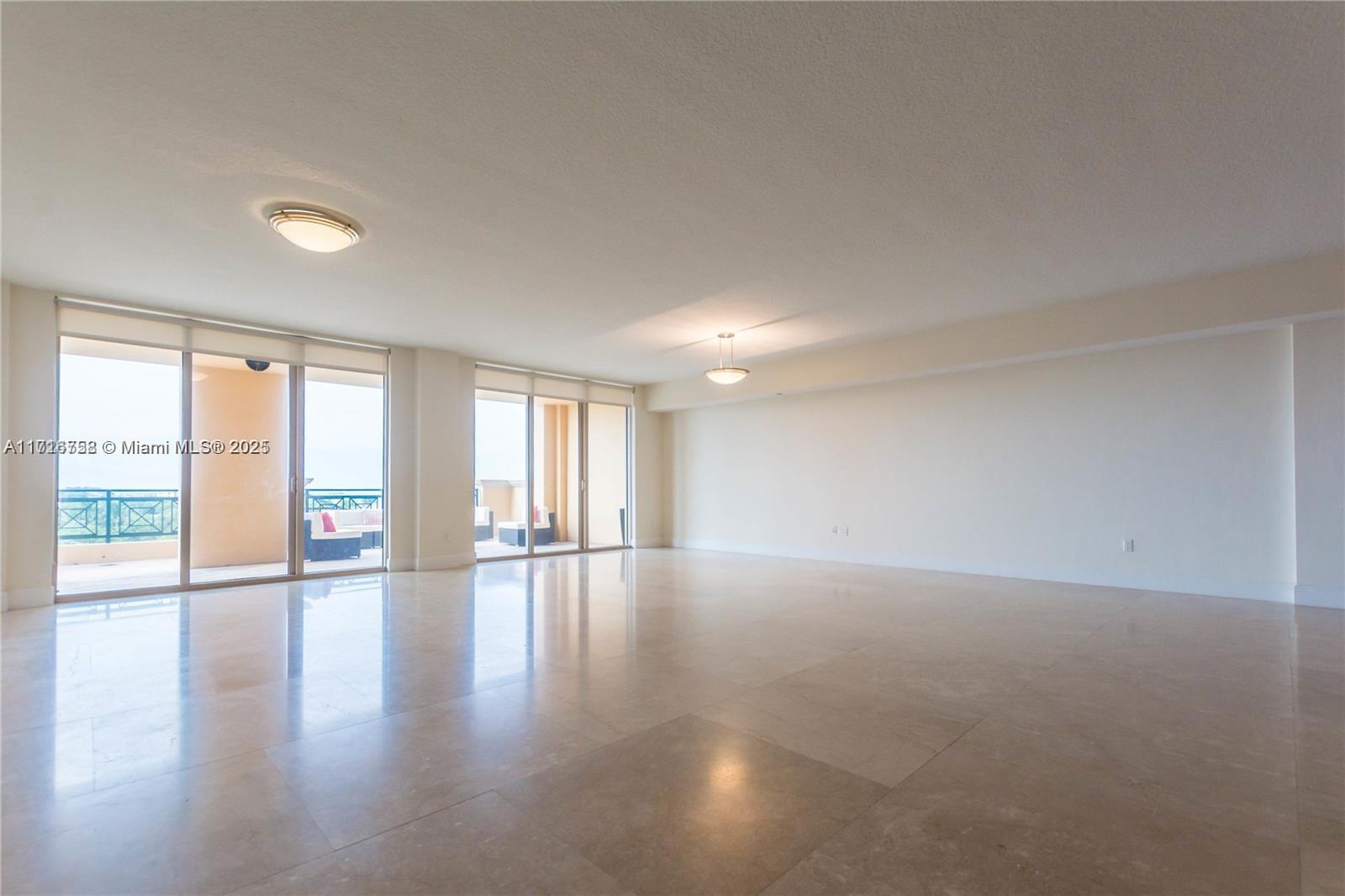 VILLAS OF POSITANO CONDO - Residential