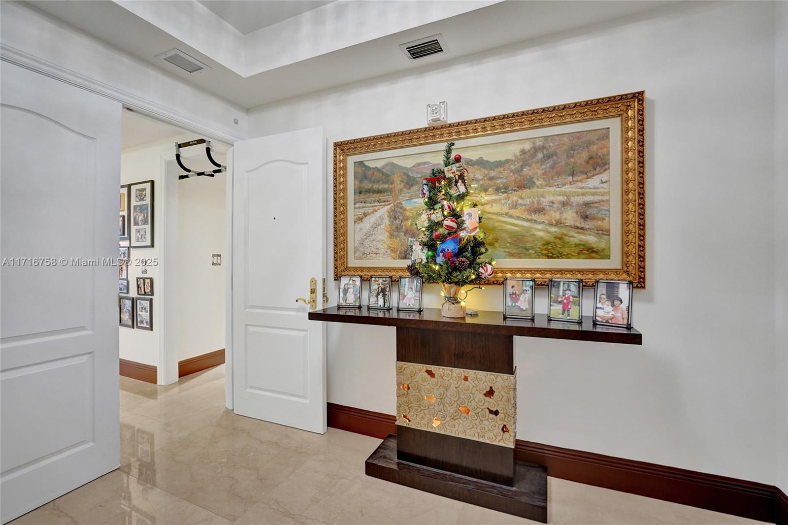 VILLAS OF POSITANO CONDO - Residential