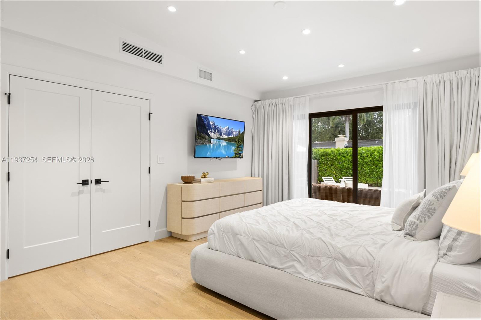 WASHINGTON PLACE - Residential