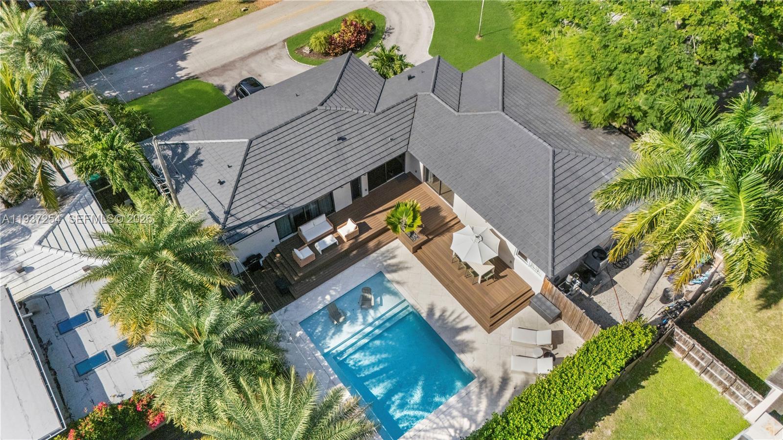 WASHINGTON PLACE - Residential