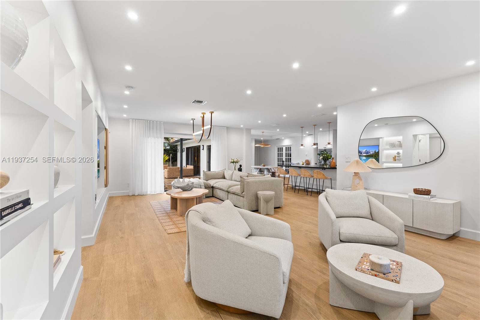 WASHINGTON PLACE - Residential