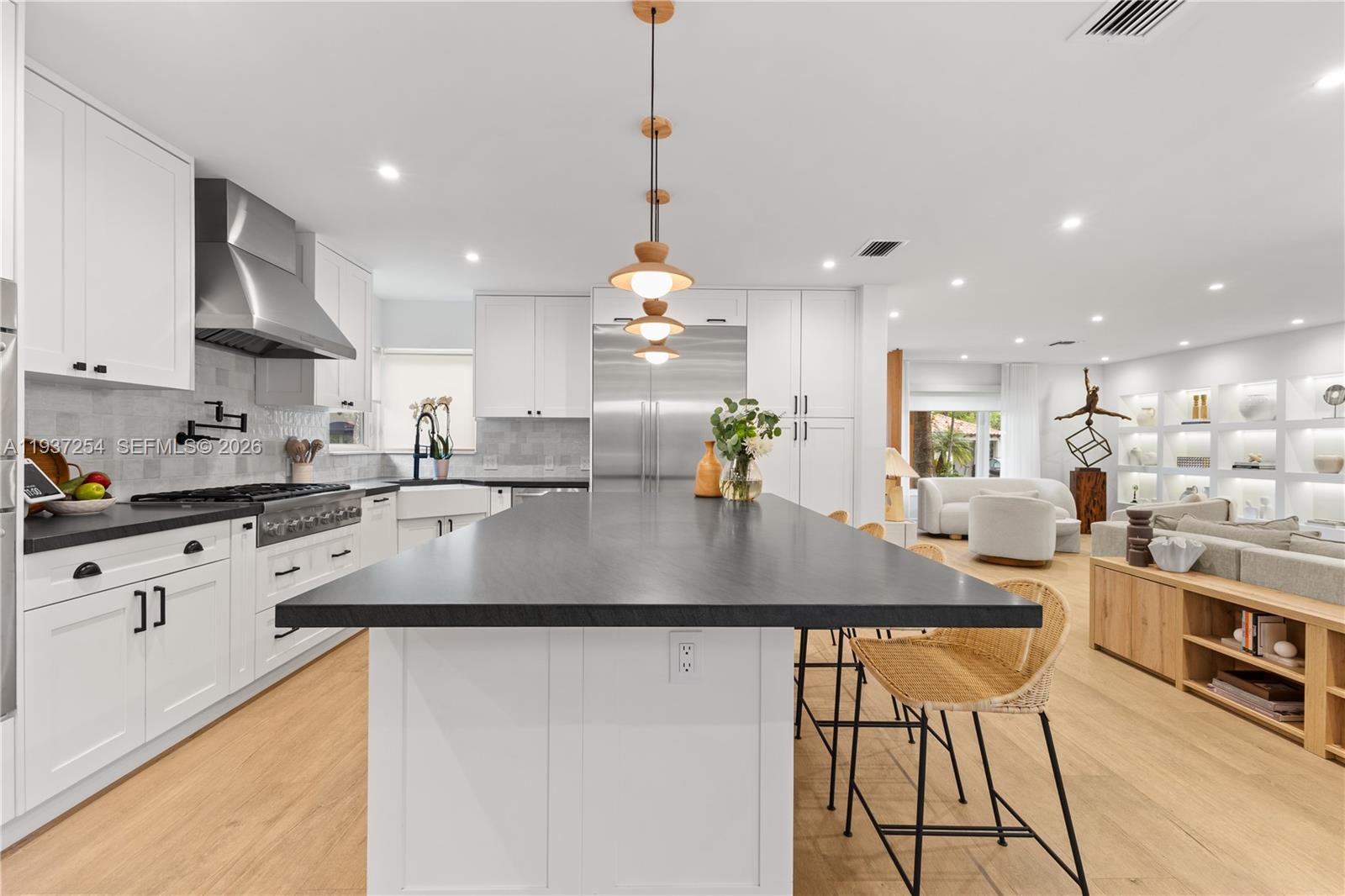 WASHINGTON PLACE - Residential