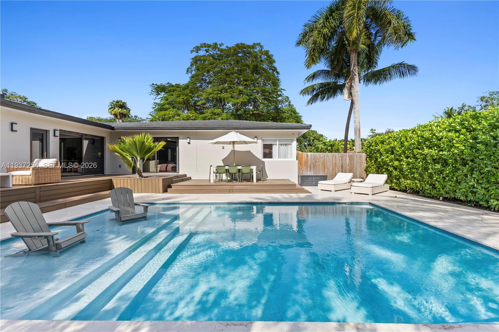 WASHINGTON PLACE - Residential