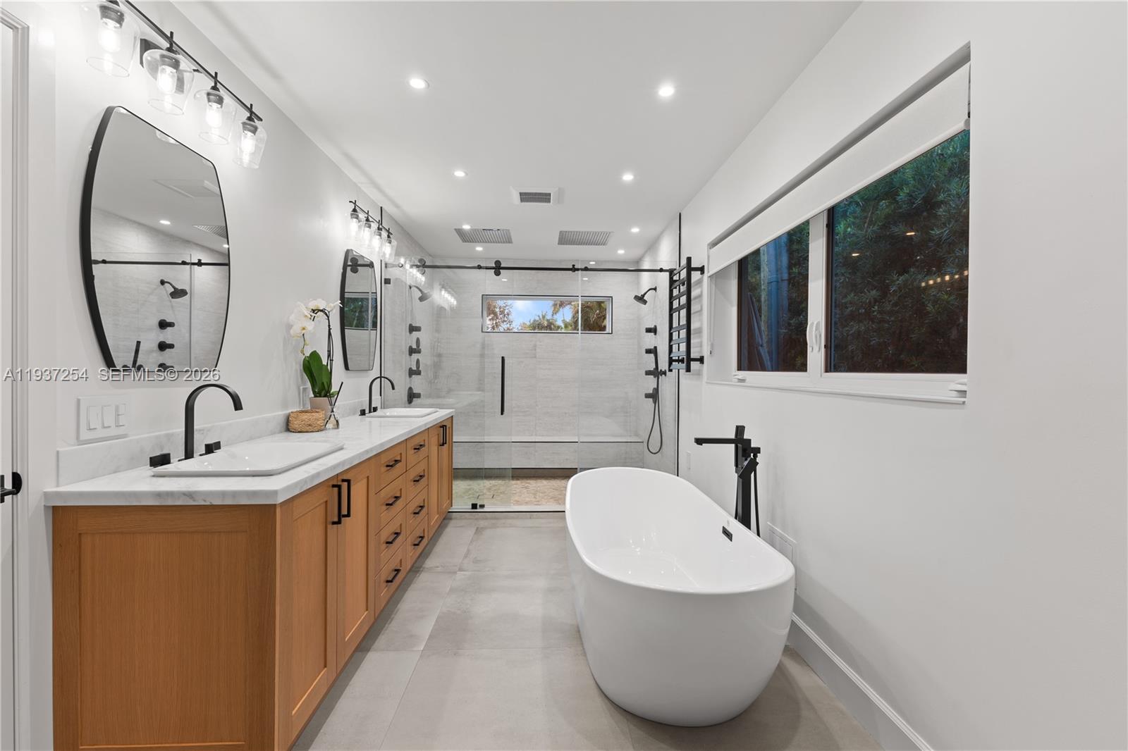 WASHINGTON PLACE - Residential