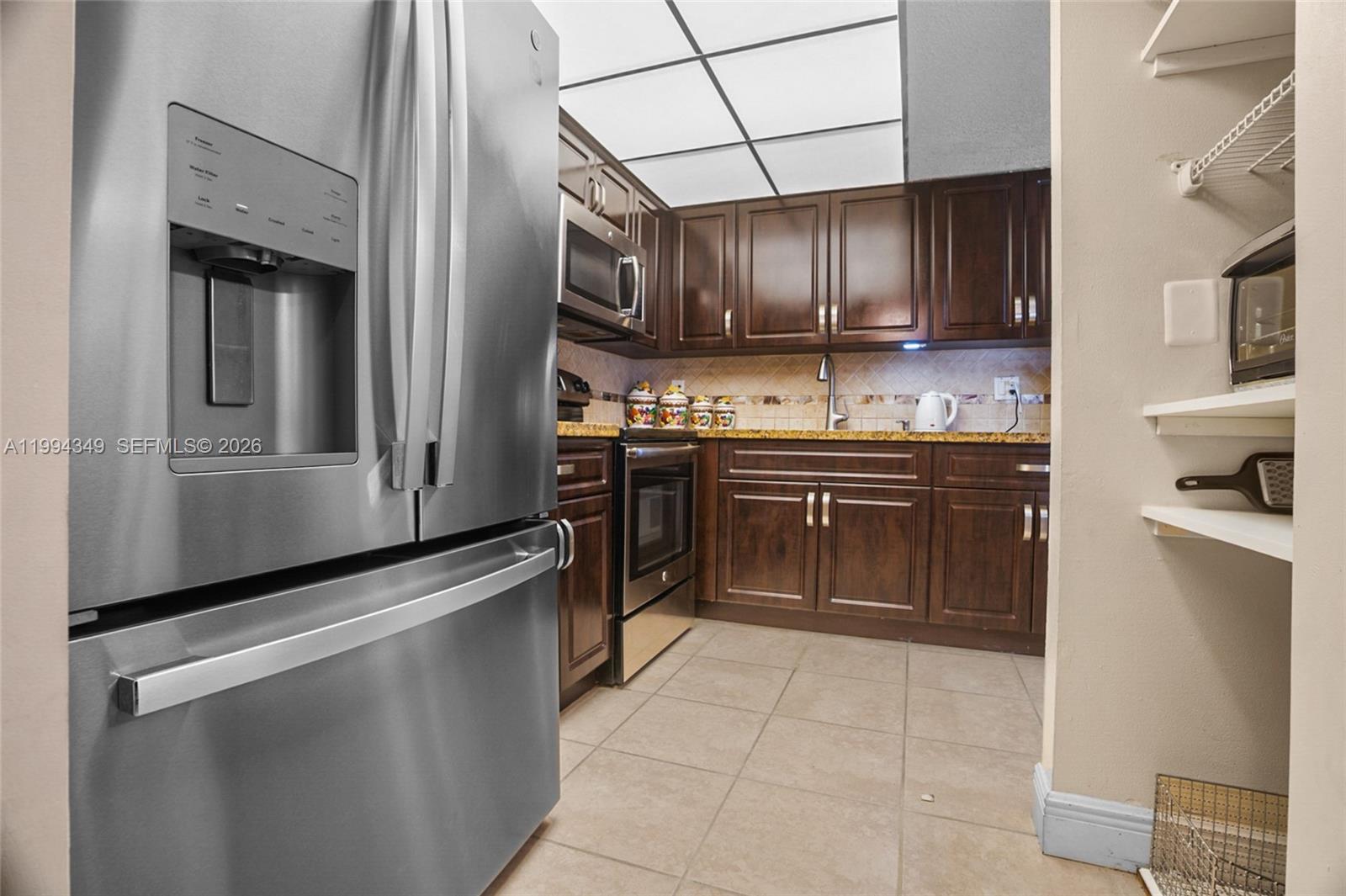 TOWNHOMES OF ORIOLE II - Residential