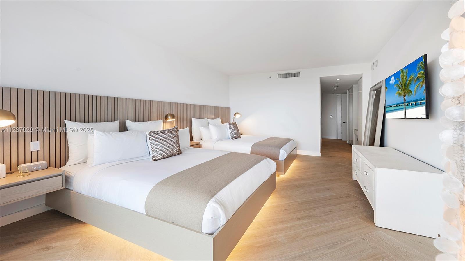 2201 COLLINS AVE CONDO - Residential Lease